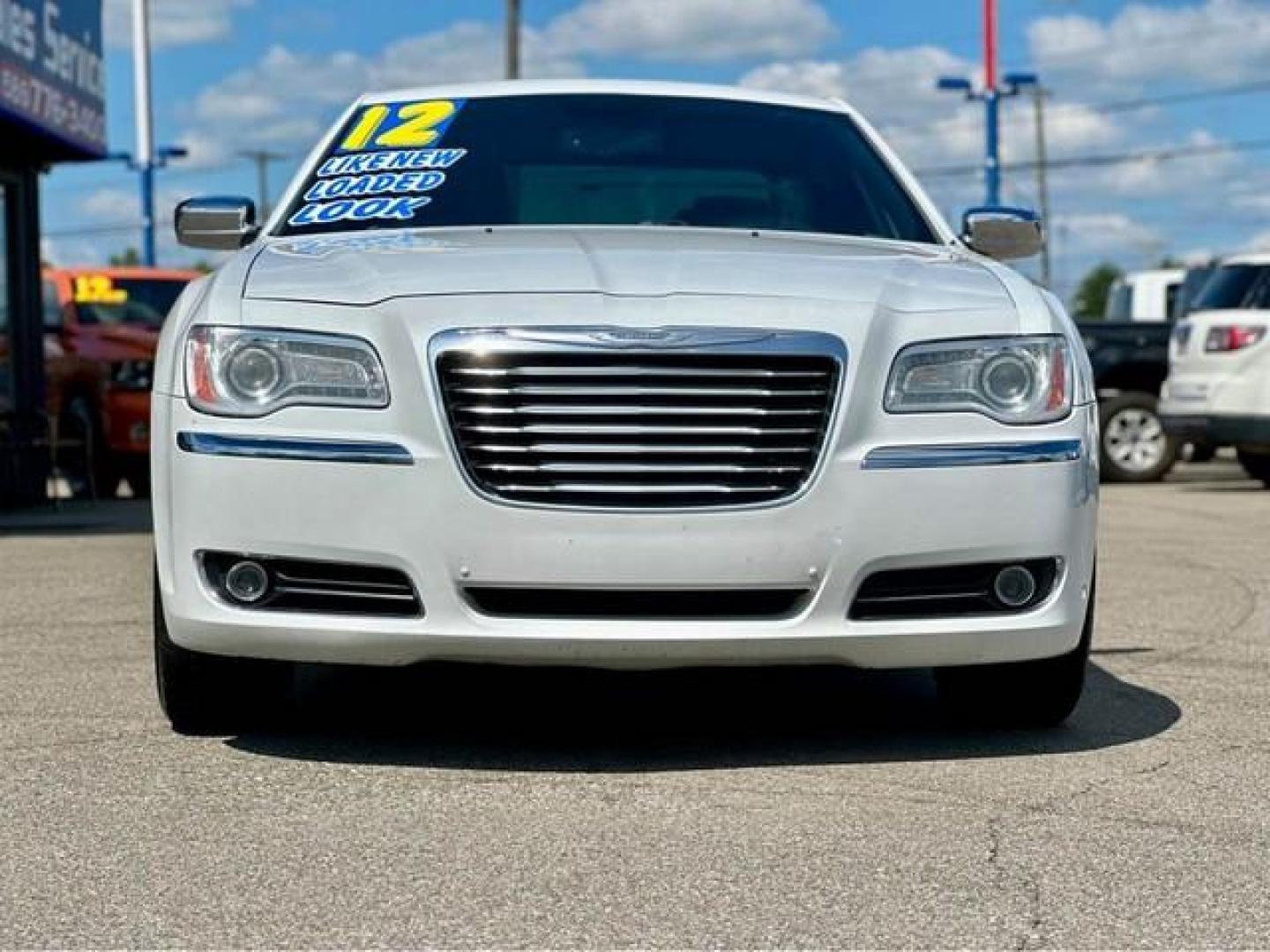 2012 WHITE CHRYSLER 300 (2C3CCAHG3CH) with an V6,3.6L(220 CID),DOHC engine, AUTOMATIC transmission, located at 14600 Frazho Road, Warren, MI, 48089, (586) 776-3400, 42.485996, -82.974220 - Photo#1