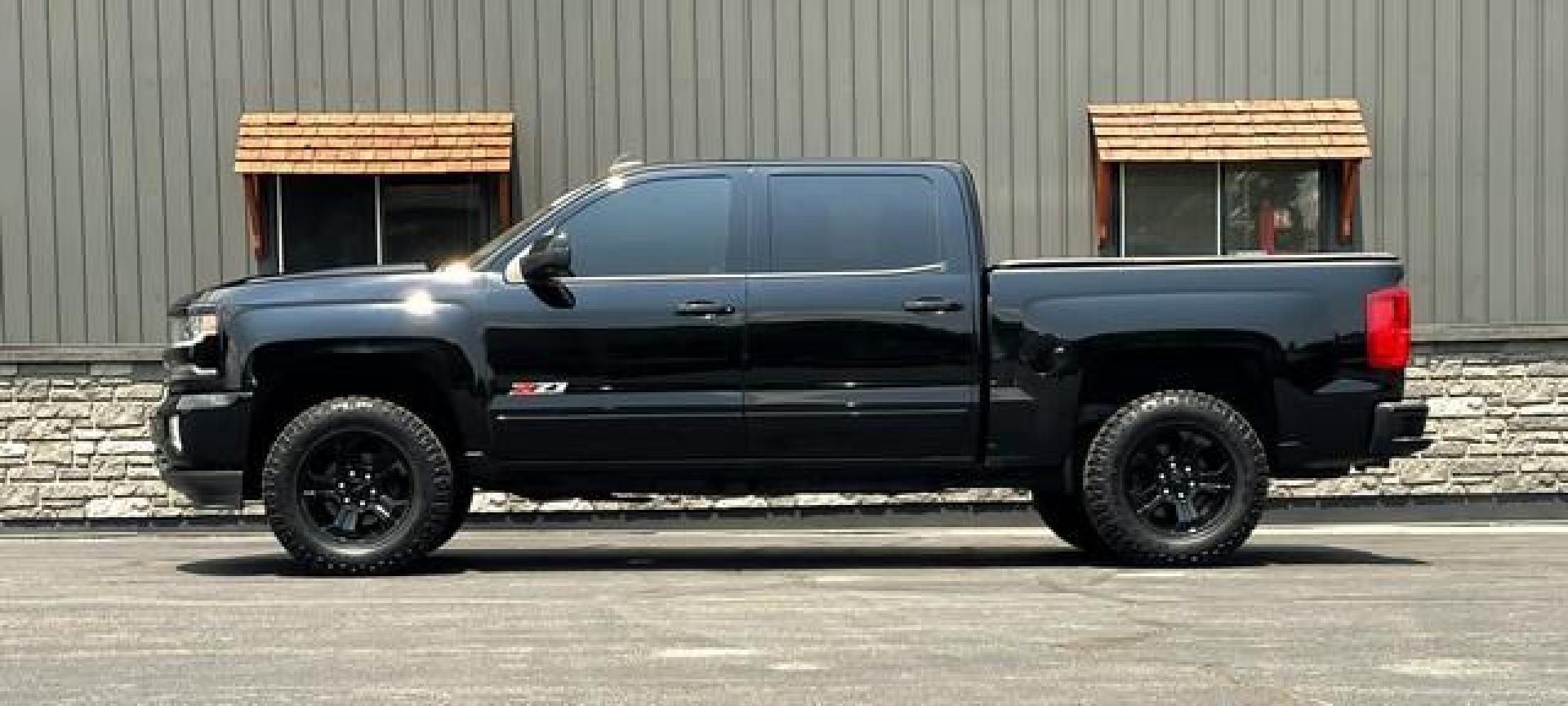 2016 BLACK CHEVROLET SILVERADO 1500 (3GCUKSEC4GG) with an V8,5.3L(325 CID),OHV engine, AUTOMATIC transmission, located at 14600 Frazho Road, Warren, MI, 48089, (586) 776-3400, 42.485996, -82.974220 - Photo#1