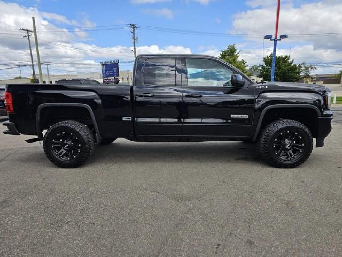 2018 BLACK GMC SIERRA 1500 (1GTV2LEC7JZ) with an V8,5.3L(325 CID),OHV engine, AUTOMATIC transmission, located at 14600 Frazho Road, Warren, MI, 48089, (586) 776-3400, 42.485996, -82.974220 - Photo#3