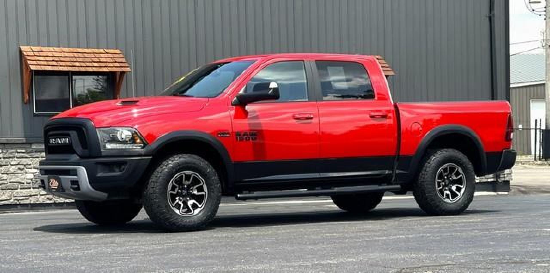 2017 RED RAM 1500 (1C6RR7YT9HS) with an V8,5.7L(345 CID),OHV engine, AUTOMATIC transmission, located at 14600 Frazho Road, Warren, MI, 48089, (586) 776-3400, 42.485996, -82.974220 - Photo#2