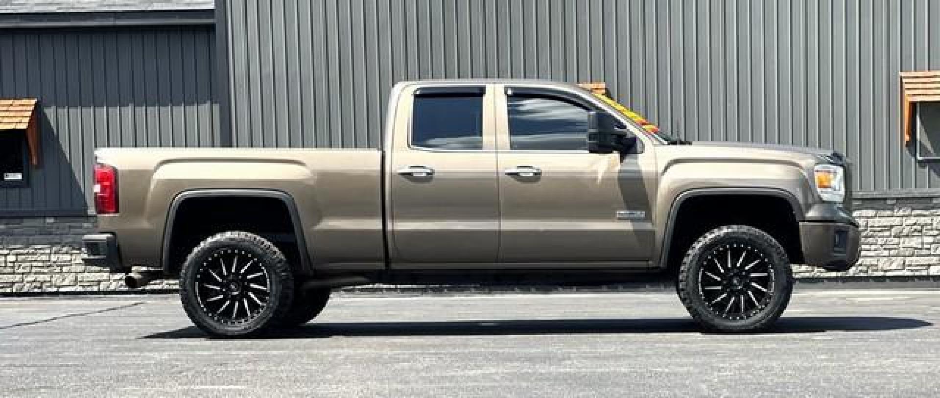 2015 BROWN GMC SIERRA 1500 (1GTV2UEC5FZ) with an V8,5.3L(325 CID),OHV engine, AUTOMATIC transmission, located at 14600 Frazho Road, Warren, MI, 48089, (586) 776-3400, 42.485996, -82.974220 - Photo#5