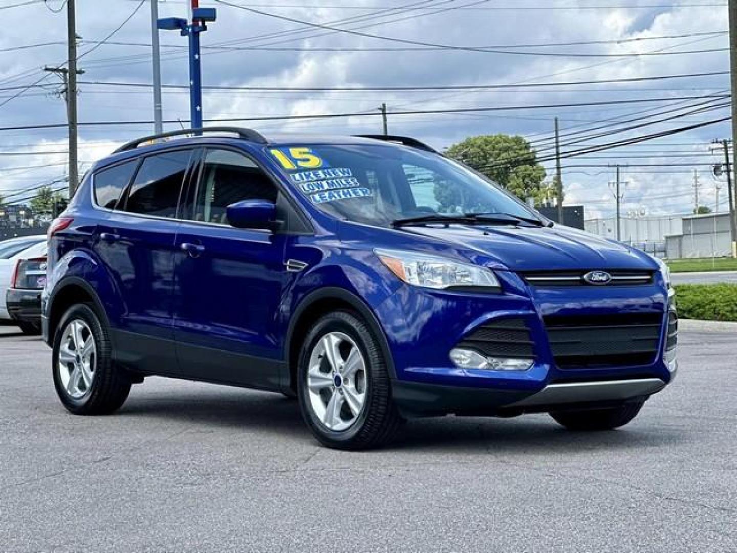 2015 BLUE FORD ESCAPE (1FMCU0GX0FU) with an L4,1.6L(97 CID),DOHC engine, AUTOMATIC transmission, located at 14600 Frazho Road, Warren, MI, 48089, (586) 776-3400, 42.485996, -82.974220 - Photo#2