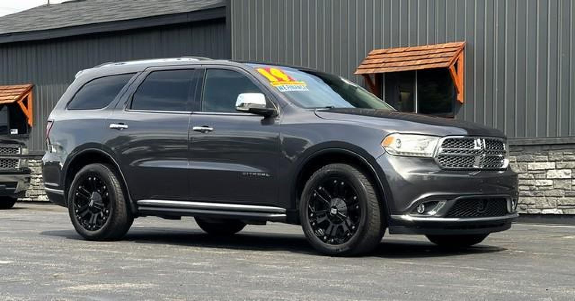 2014 GRAY DODGE DURANGO (1C4SDJET9EC) with an V8,5.7L(345 CID),OHV engine, AUTOMATIC transmission, located at 14600 Frazho Road, Warren, MI, 48089, (586) 776-3400, 42.485996, -82.974220 - Photo#5