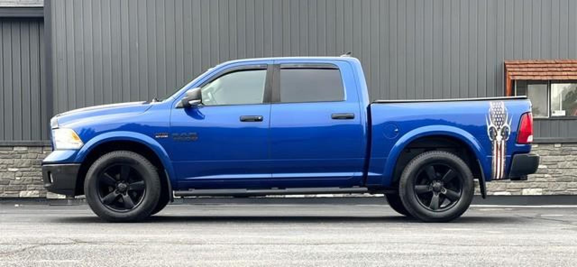 2016 BLUE RAM 1500 (1C6RR7LT9GS) with an V8,5.7L(345 CID),OHV engine, AUTOMATIC transmission, located at 14600 Frazho Road, Warren, MI, 48089, (586) 776-3400, 42.485996, -82.974220 - Photo#1