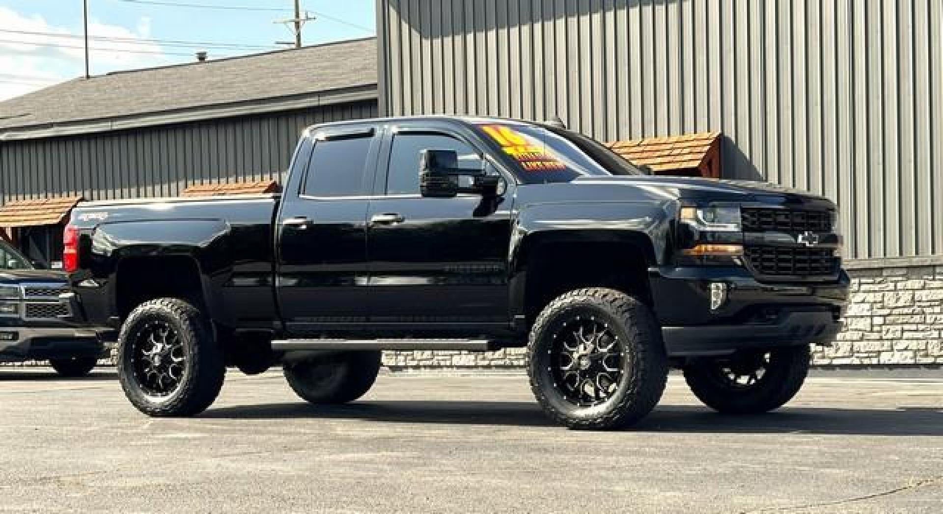 2016 BLACK CHEVROLET SILVERADO 1500 (1GCVKNEC2GZ) with an V8,5.3L(325 CID),OHV engine, AUTOMATIC transmission, located at 14600 Frazho Road, Warren, MI, 48089, (586) 776-3400, 42.485996, -82.974220 - Photo#2