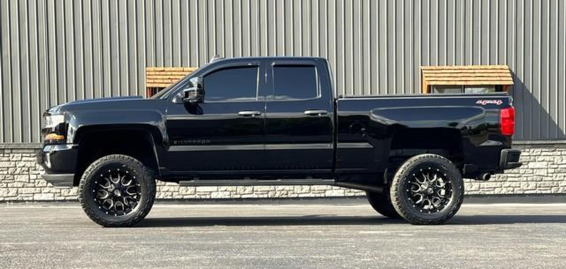 2016 BLACK CHEVROLET SILVERADO 1500 (1GCVKNEC2GZ) with an V8,5.3L(325 CID),OHV engine, AUTOMATIC transmission, located at 14600 Frazho Road, Warren, MI, 48089, (586) 776-3400, 42.485996, -82.974220 - Photo#5