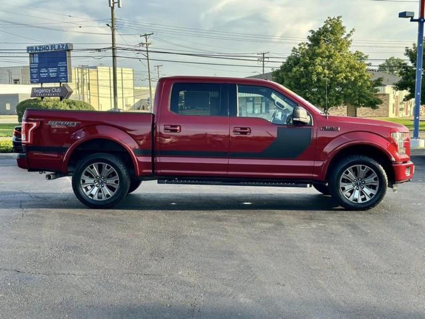 2016 RED FORD F-150 (1FTEW1EF9GF) with an V8,5.0L(302 CID),DOHC engine, AUTOMATIC transmission, located at 14600 Frazho Road, Warren, MI, 48089, (586) 776-3400, 42.485996, -82.974220 - Photo#3