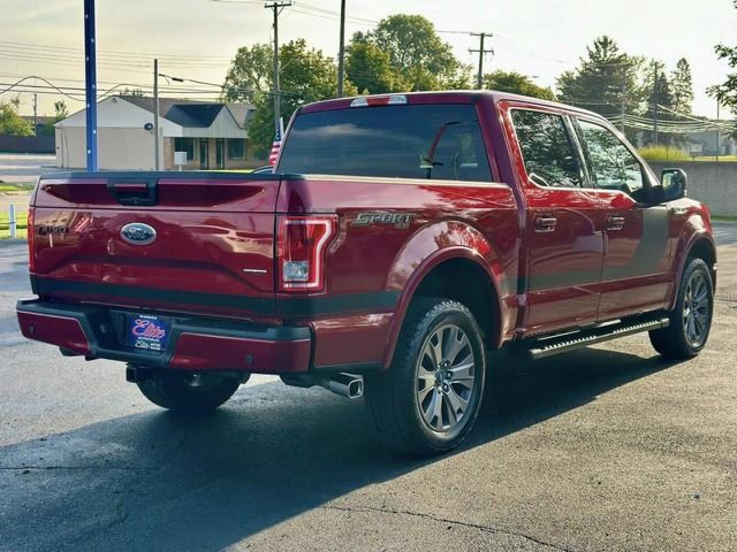 2016 RED FORD F-150 (1FTEW1EF9GF) with an V8,5.0L(302 CID),DOHC engine, AUTOMATIC transmission, located at 14600 Frazho Road, Warren, MI, 48089, (586) 776-3400, 42.485996, -82.974220 - Photo#4