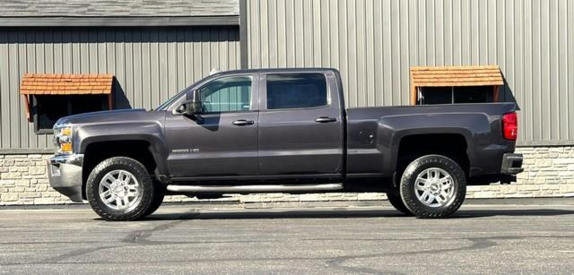 2015 GREY CHEVROLET SILVERADO 3500 HD (1GC4KZCG4FF) with an V8,6.0L(364 CID),OHV engine, AUTOMATIC transmission, located at 14600 Frazho Road, Warren, MI, 48089, (586) 776-3400, 42.485996, -82.974220 - Photo#1