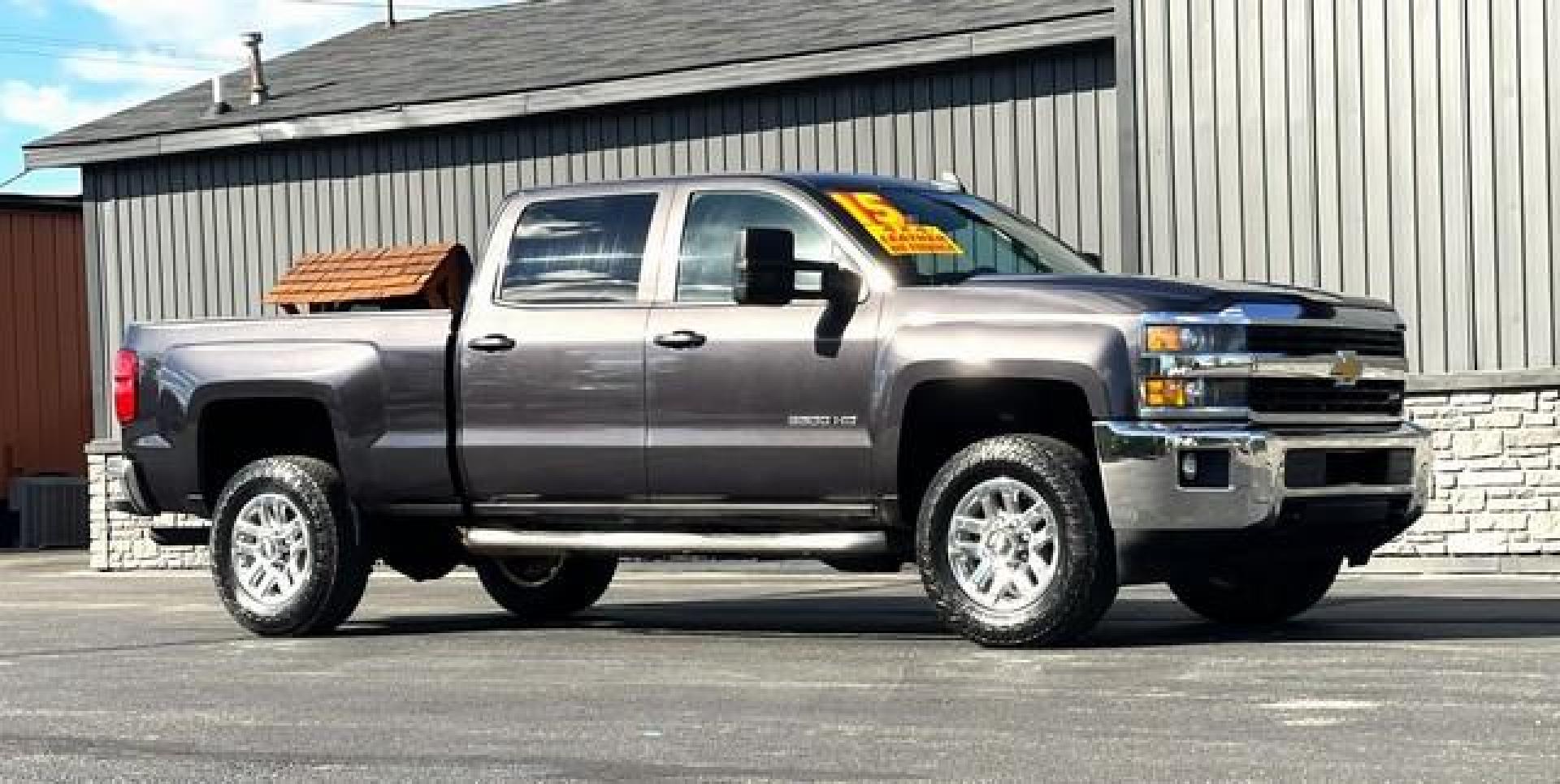 2015 GREY CHEVROLET SILVERADO 3500 HD (1GC4KZCG4FF) with an V8,6.0L(364 CID),OHV engine, AUTOMATIC transmission, located at 14600 Frazho Road, Warren, MI, 48089, (586) 776-3400, 42.485996, -82.974220 - Photo#4