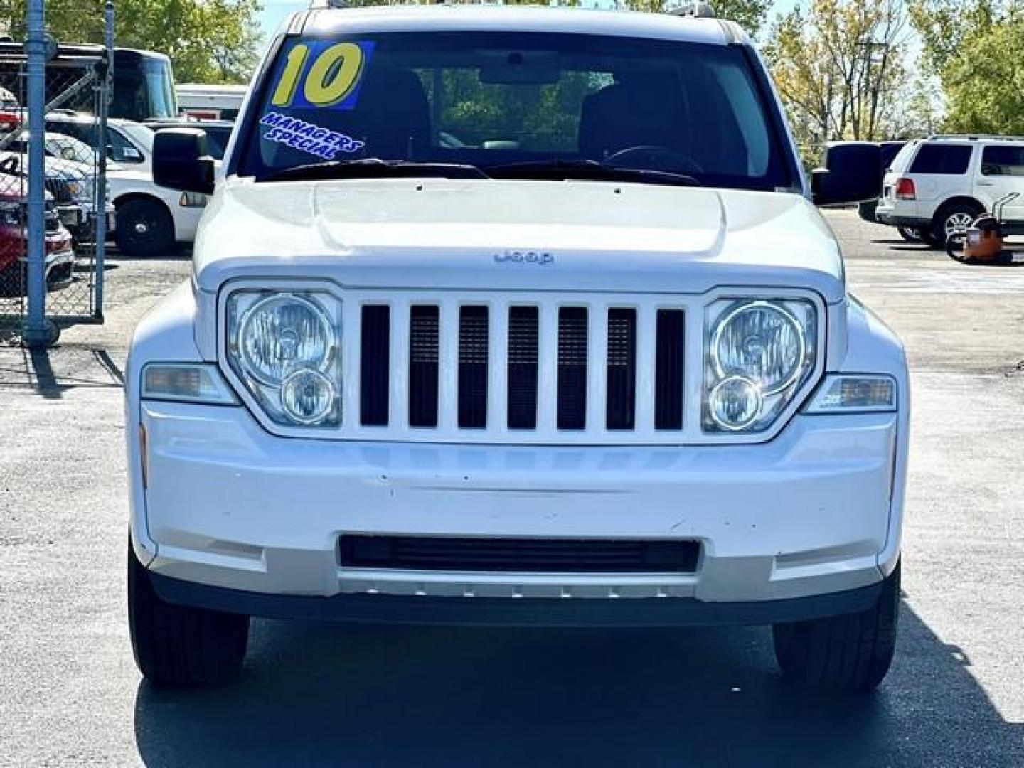 2010 WHITE JEEP LIBERTY (1J4PN2GK6AW) with an V6,3.7L(226 CID),SOHC engine, AUTOMATIC transmission, located at 14600 Frazho Road, Warren, MI, 48089, (586) 776-3400, 42.485996, -82.974220 - Photo#1