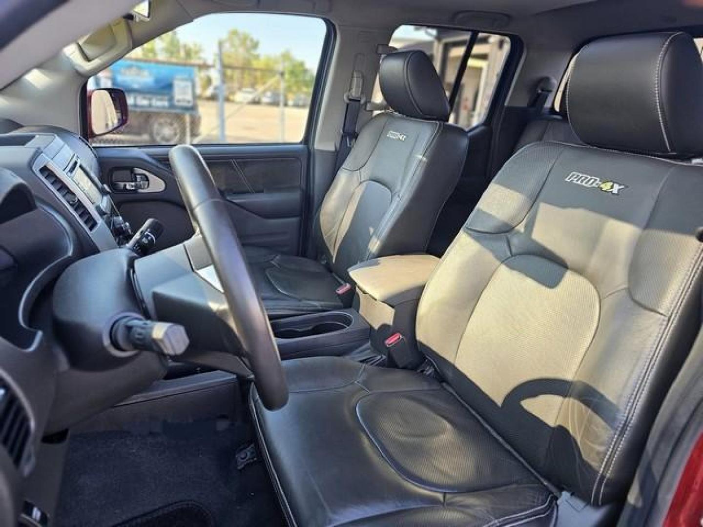 2019 RED NISSAN FRONTIER (1N6AD0EV8KN) with an V6,4.0L( CID),DOHC engine, AUTOMATIC transmission, located at 14600 Frazho Road, Warren, MI, 48089, (586) 776-3400, 42.485996, -82.974220 - Photo#10