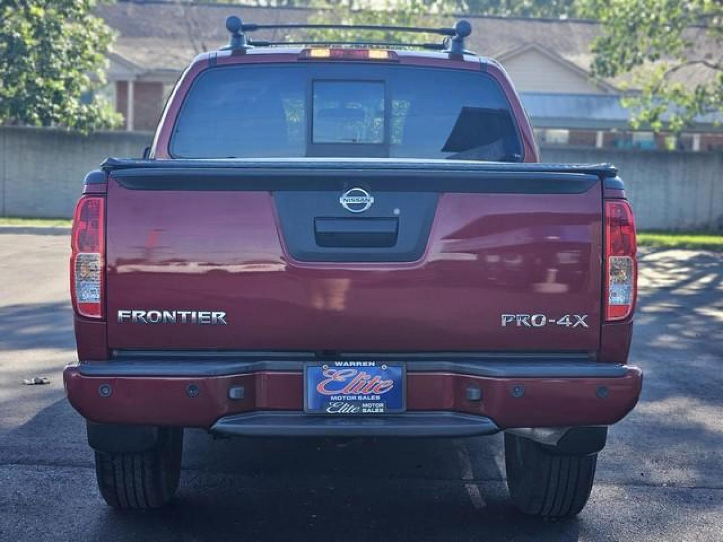 2019 RED NISSAN FRONTIER (1N6AD0EV8KN) with an V6,4.0L( CID),DOHC engine, AUTOMATIC transmission, located at 14600 Frazho Road, Warren, MI, 48089, (586) 776-3400, 42.485996, -82.974220 - Photo#5