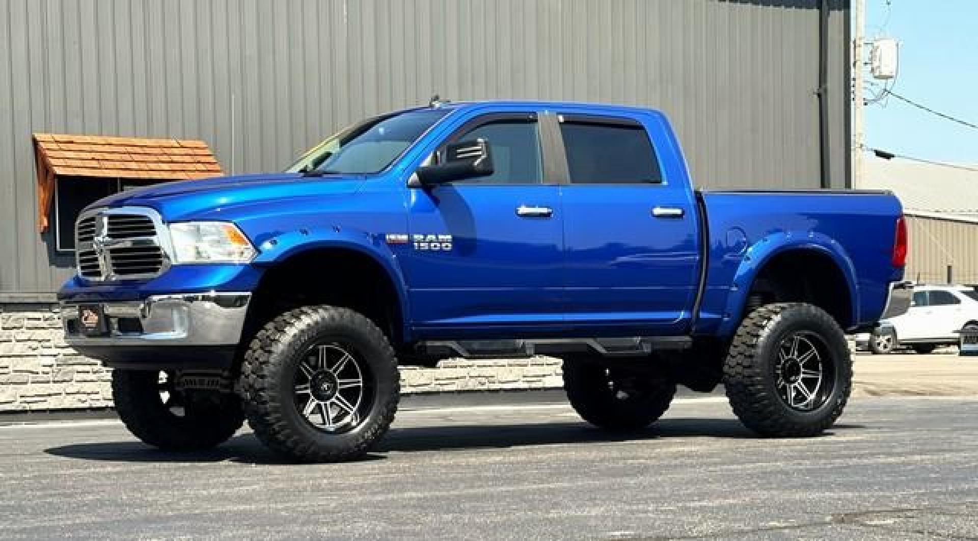 2016 BLUE RAM 1500 (3C6RR7LT6GG) with an V8,5.7L(345 CID),OHV engine, AUTOMATIC transmission, located at 14600 Frazho Road, Warren, MI, 48089, (586) 776-3400, 42.485996, -82.974220 - Photo#2