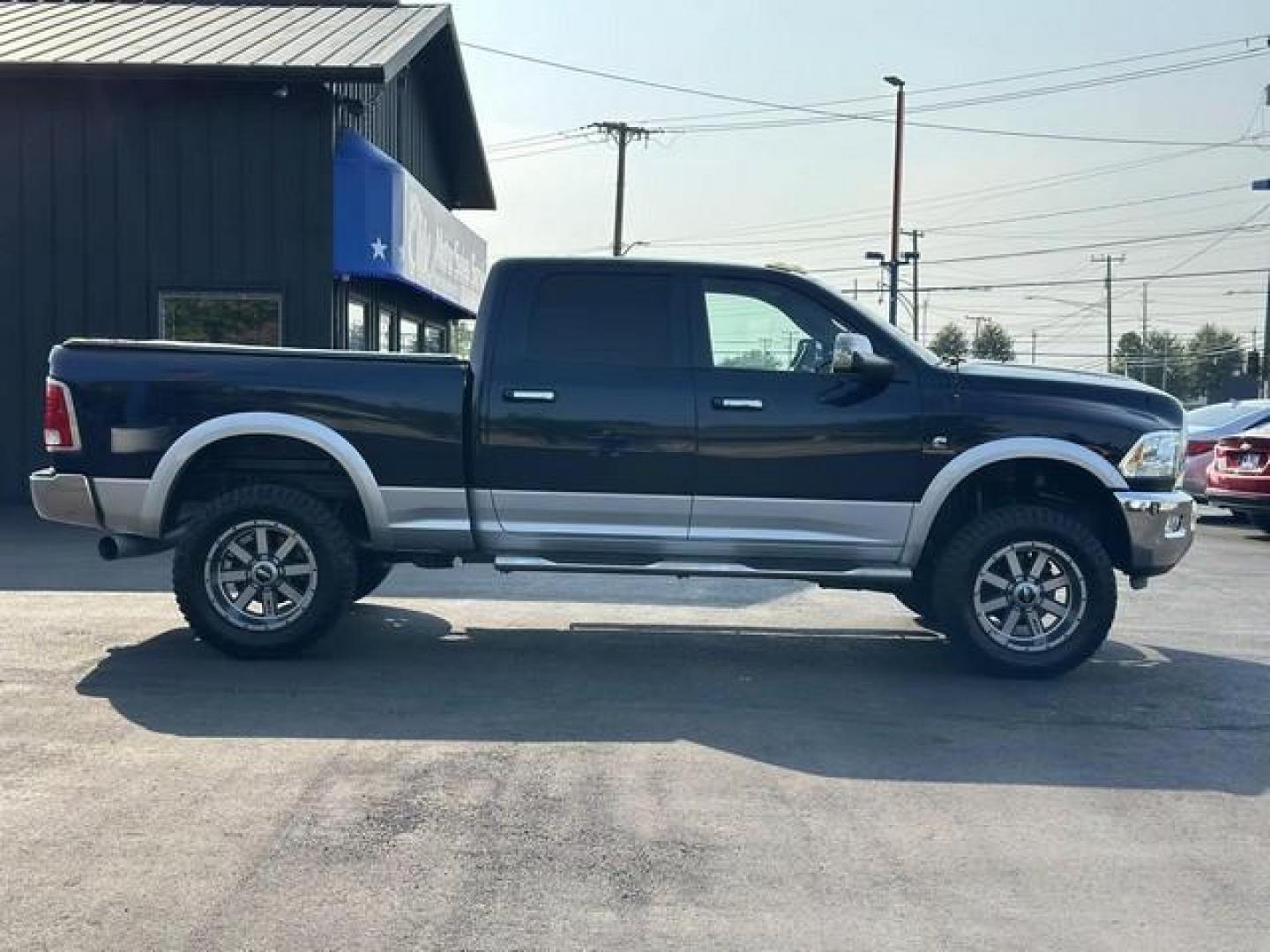 2016 BLUE RAM 2500 (3C6UR5FL2GG) with an L6,6.7L(408 CID),OHV engine, AUTOMATIC transmission, located at 14600 Frazho Road, Warren, MI, 48089, (586) 776-3400, 42.485996, -82.974220 - Photo#3