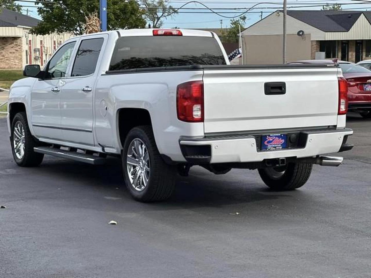 2016 WHITE CHEVROLET SILVERADO 1500 (3GCUKTEC6GG) with an V8,5.3L(325 CID),OHV engine, AUTOMATIC transmission, located at 14600 Frazho Road, Warren, MI, 48089, (586) 776-3400, 42.485996, -82.974220 - Photo#6