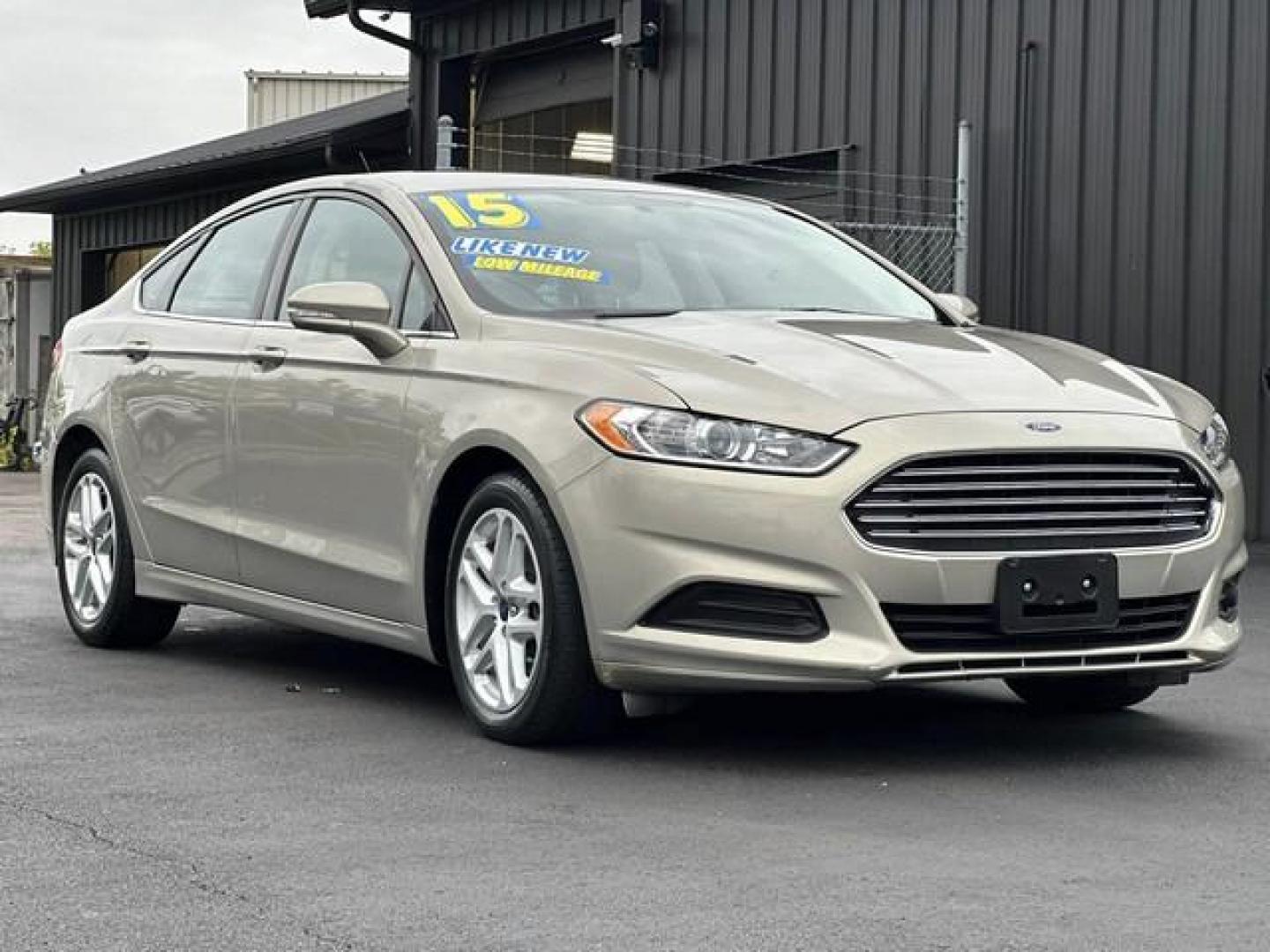 2015 TAN FORD FUSION (3FA6P0HD3FR) with an L4,1.5L(91 CID),DOHC engine, AUTOMATIC transmission, located at 14600 Frazho Road, Warren, MI, 48089, (586) 776-3400, 42.485996, -82.974220 - Photo#2