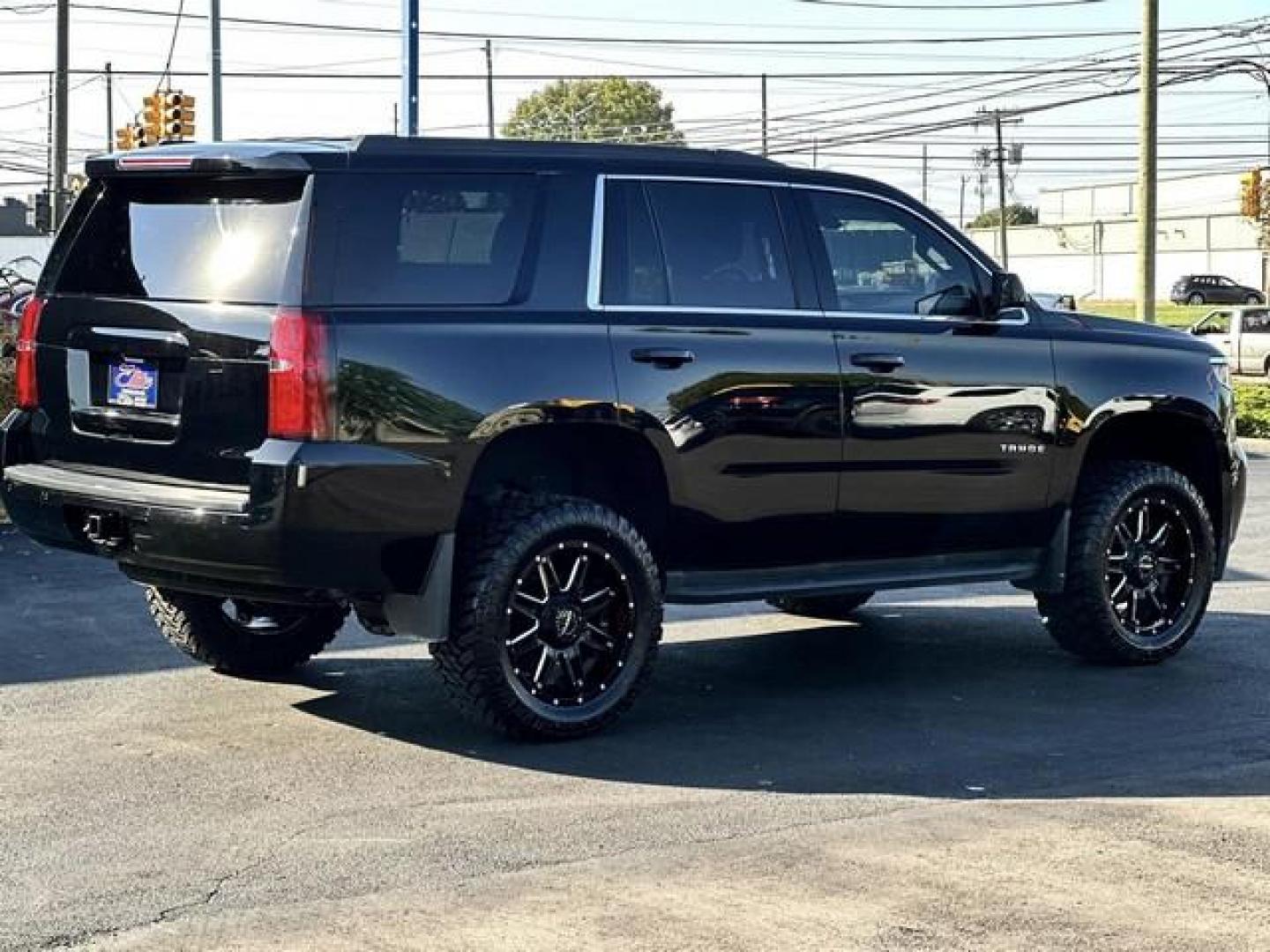 2017 BLACK CHEVROLET TAHOE (1GNSKAKC8HR) with an V8,5.3L(325 CID),OHV engine, AUTOMATIC transmission, located at 14600 Frazho Road, Warren, MI, 48089, (586) 776-3400, 42.485996, -82.974220 - Photo#4