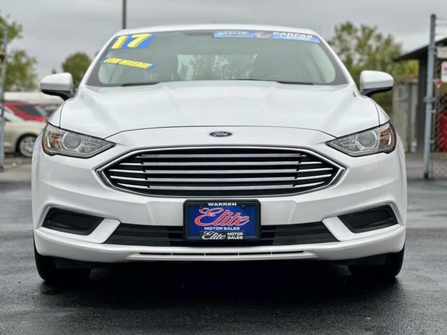 2017 WHITE FORD FUSION (3FA6P0H76HR) with an L4,2.5L(152 CID),DOHC engine, AUTOMATIC transmission, located at 14600 Frazho Road, Warren, MI, 48089, (586) 776-3400, 42.485996, -82.974220 - Photo#1