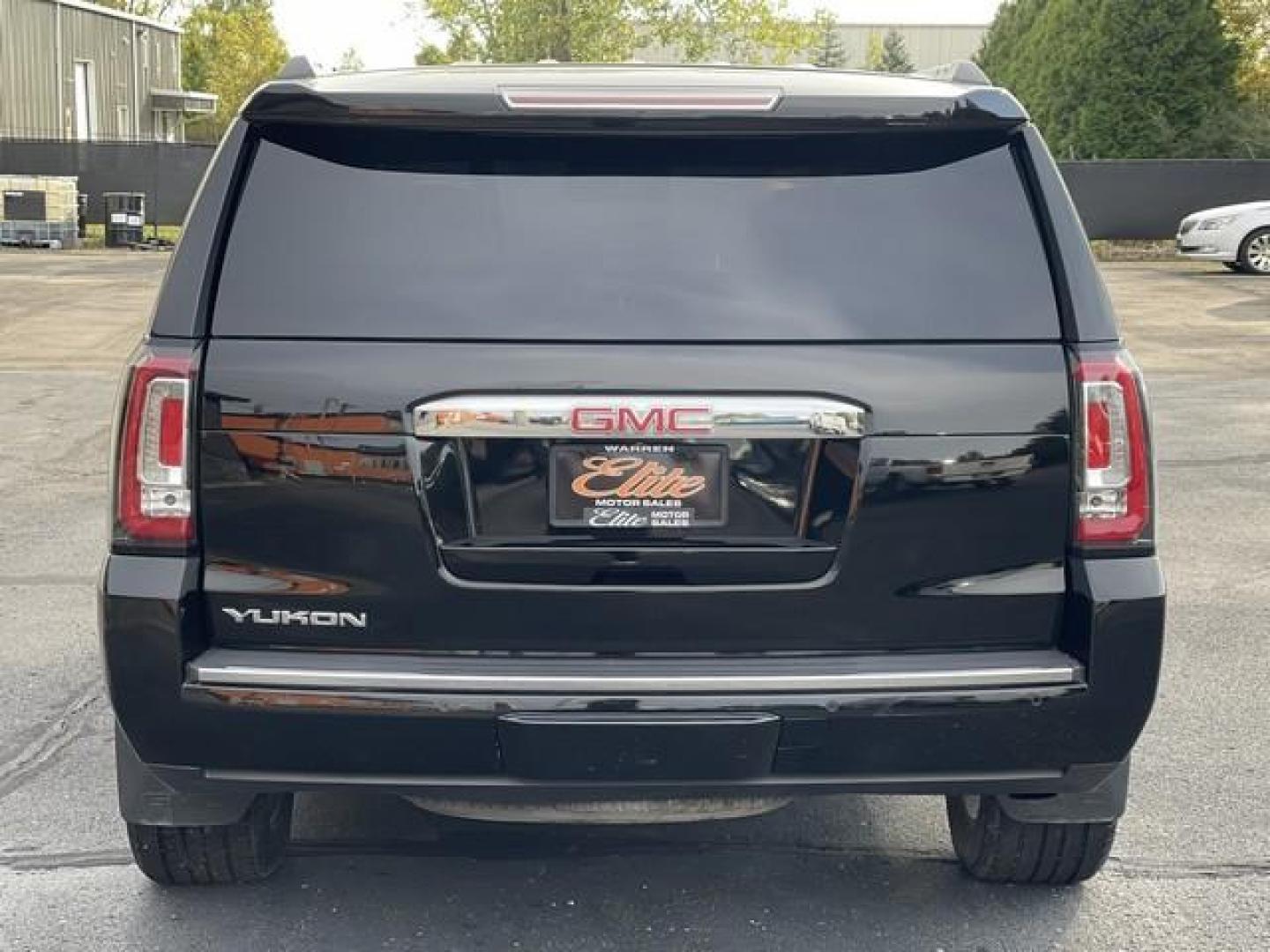 2015 BLACK GMC YUKON DENALI (1GKS2CKJ0FR) with an V8,6.2L(376 CID),OHV engine, AUTOMATIC transmission, located at 14600 Frazho Road, Warren, MI, 48089, (586) 776-3400, 42.485996, -82.974220 - Photo#6