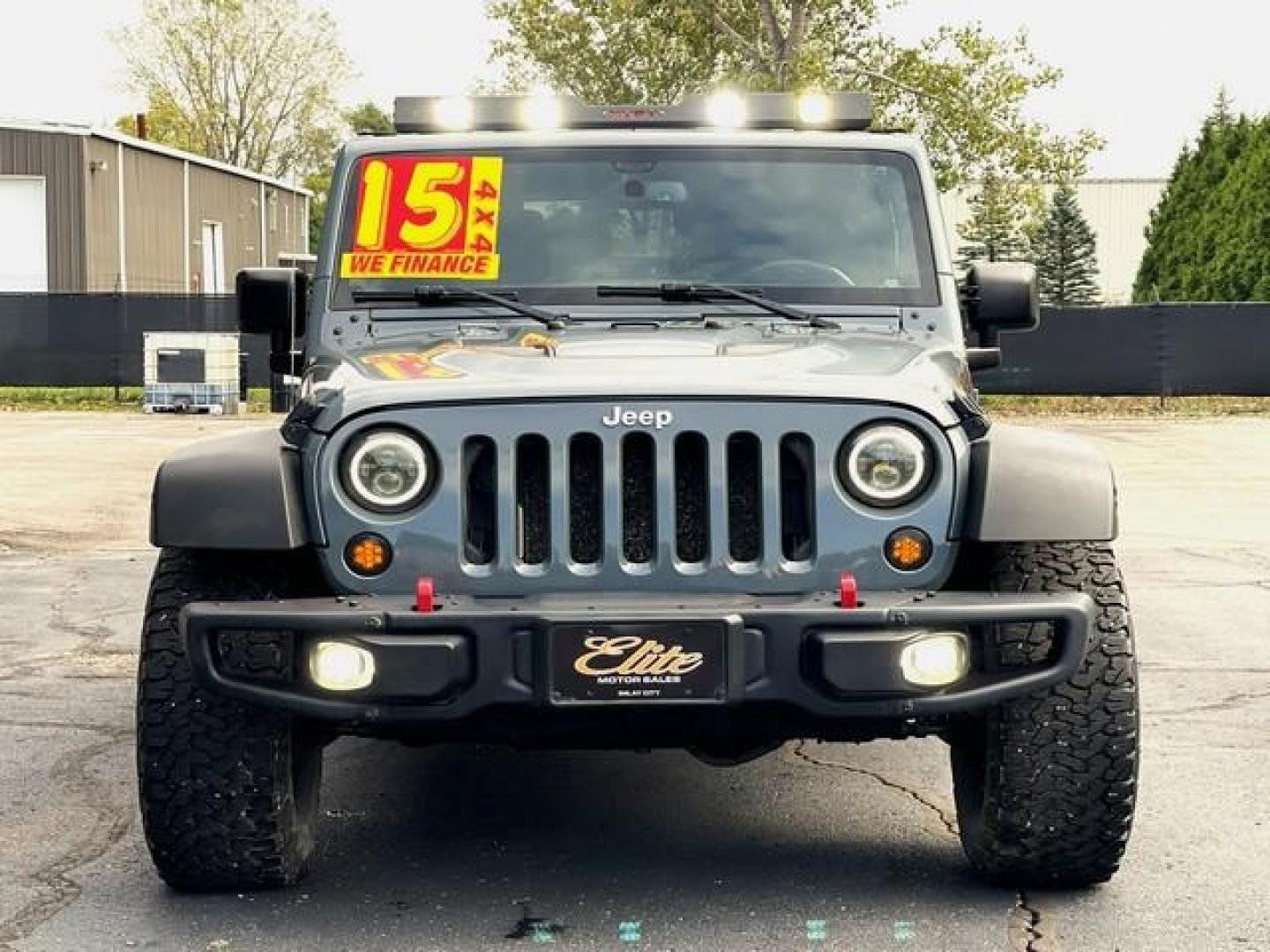 2015 GREY JEEP WRANGLER (1C4HJWFG4FL) with an V6,3.6L(220 CID),DOHC engine, MANUAL transmission, located at 14600 Frazho Road, Warren, MI, 48089, (586) 776-3400, 42.485996, -82.974220 - Photo#3