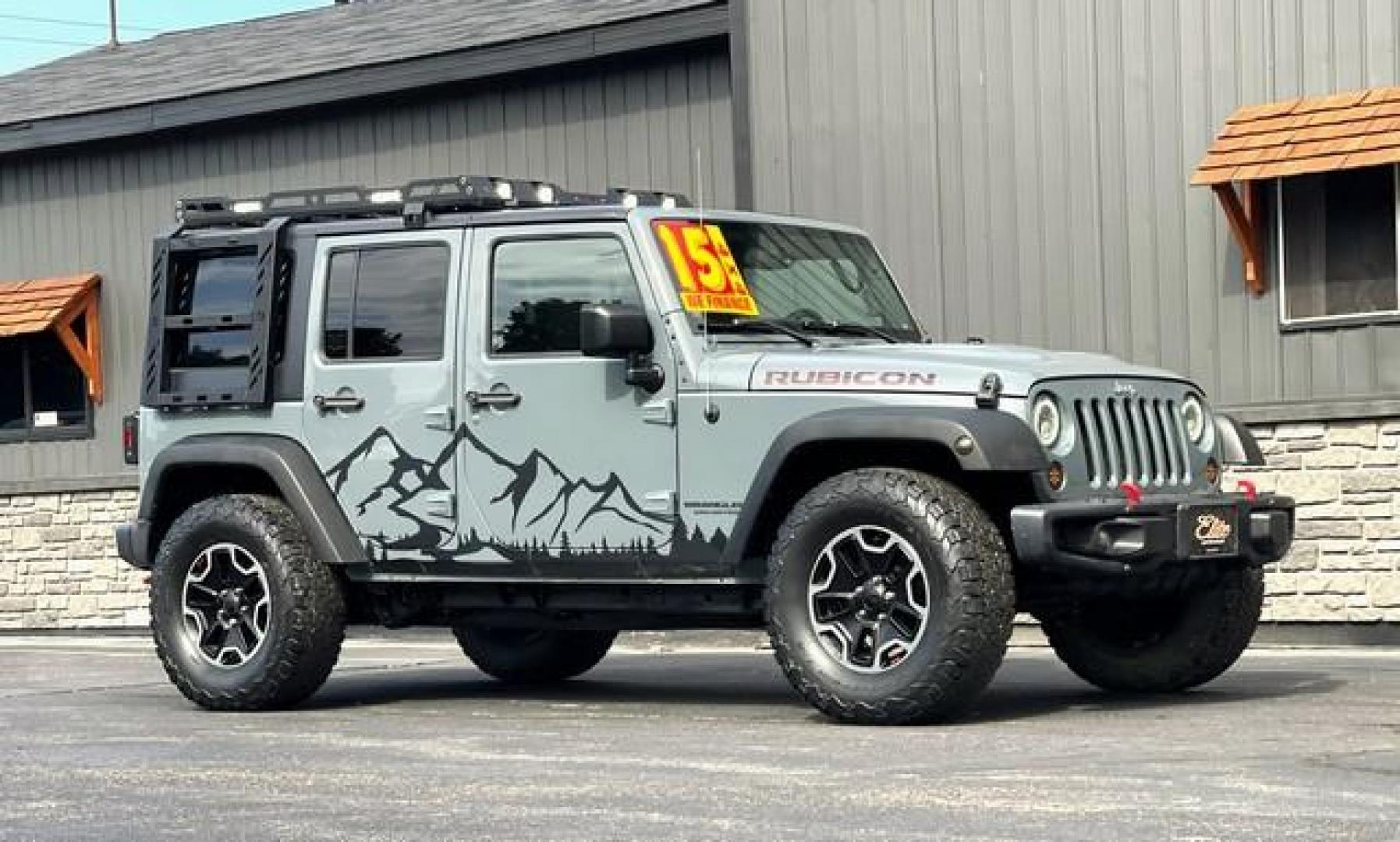 2015 GREY JEEP WRANGLER (1C4HJWFG4FL) with an V6,3.6L(220 CID),DOHC engine, MANUAL transmission, located at 14600 Frazho Road, Warren, MI, 48089, (586) 776-3400, 42.485996, -82.974220 - Photo#5