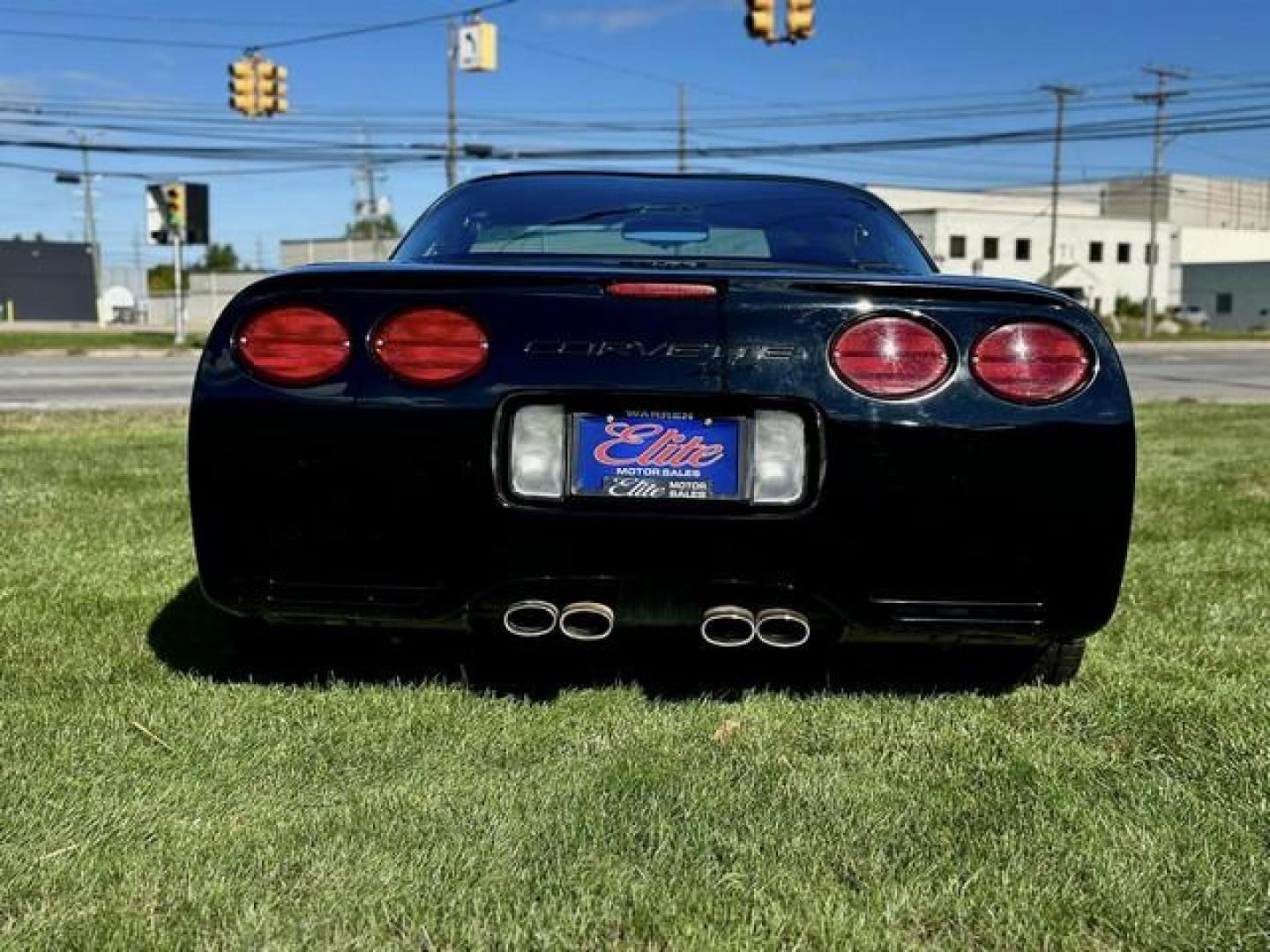 1997 BLACK CHEVROLET CORVETTE (1G1YY22G4V5) with an 5.7L V8 engine, AUTOMATIC transmission, located at 14600 Frazho Road, Warren, MI, 48089, (586) 776-3400, 42.485996, -82.974220 - Photo#5