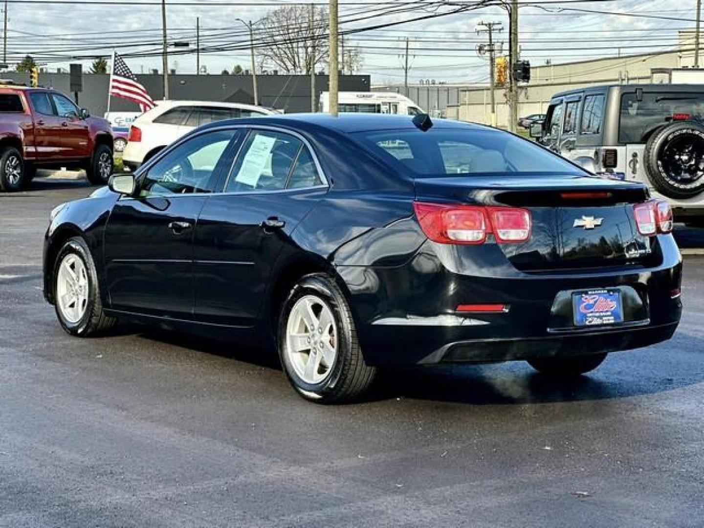 2014 GREY CHEVROLET MALIBU (1G11B5SL1EF) with an L4,2.5L(153 CID),DOHC engine, AUTOMATIC transmission, located at 14600 Frazho Road, Warren, MI, 48089, (586) 776-3400, 42.485996, -82.974220 - Photo#6