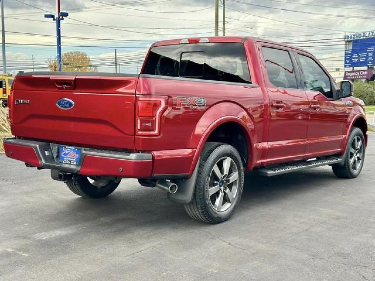 2017 RUBY RED METTALIC FORD F-150 (1FTEW1EF5HF) with an V8,5.0L(302 CID),DOHC engine, AUTOMATIC transmission, located at 14600 Frazho Road, Warren, MI, 48089, (586) 776-3400, 42.485996, -82.974220 - Photo#4