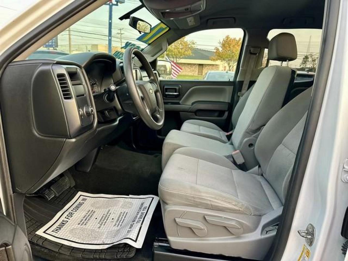 2017 WHITE CHEVROLET SILVERADO 1500 (1GCRCPEC6HZ) with an V8,5.3L(325 CID),OHV engine, AUTOMATIC transmission, located at 14600 Frazho Road, Warren, MI, 48089, (586) 776-3400, 42.485996, -82.974220 - Photo#8