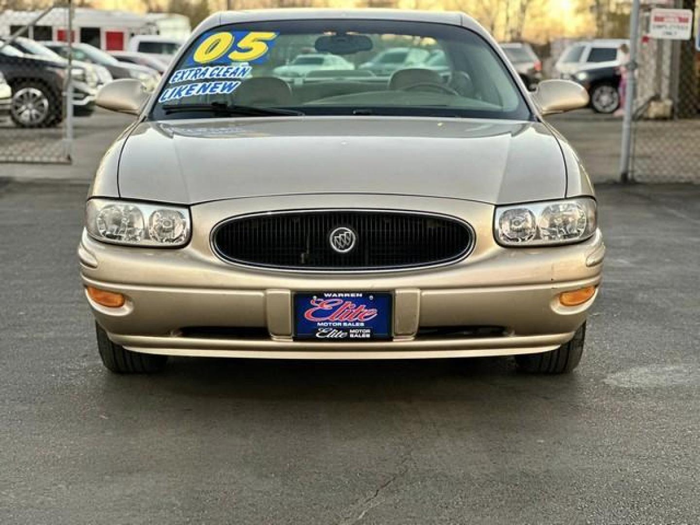 2005 GOLD BUICK LESABRE (1G4HR54K75U) with an V6,3.8L(231 CID),OHV engine, AUTOMATIC transmission, located at 14600 Frazho Road, Warren, MI, 48089, (586) 776-3400, 42.485996, -82.974220 - Photo#1