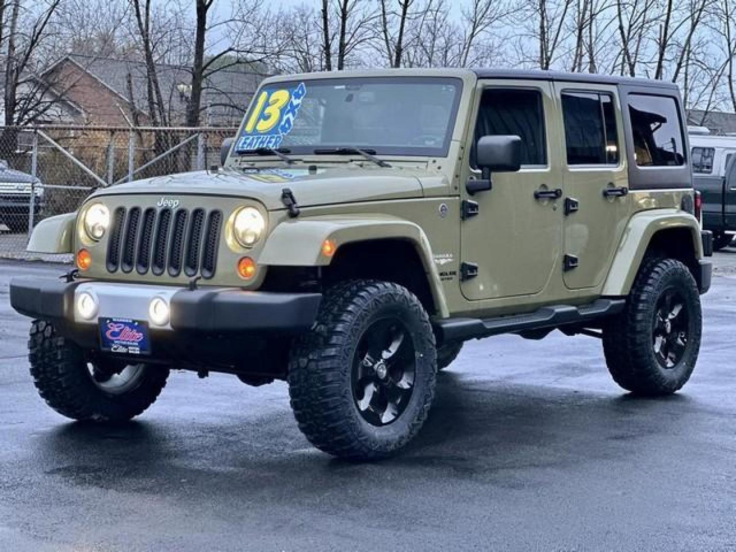 2013 GREEN JEEP WRANGLER (1C4BJWEGXDL) with an V6,3.6L(220 CID),DOHC engine, AUTOMATIC transmission, located at 14600 Frazho Road, Warren, MI, 48089, (586) 776-3400, 42.485996, -82.974220 - Photo#0