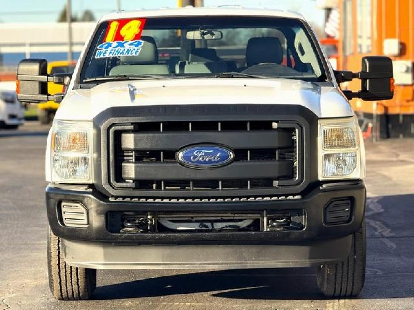 2014 WHITE FORD F-250 SUPER DUTY (1FT7W2BT7EE) with an V8,6.7L(406 CID),OHV engine, AUTOMATIC transmission, located at 14600 Frazho Road, Warren, MI, 48089, (586) 776-3400, 42.485996, -82.974220 - Photo#1