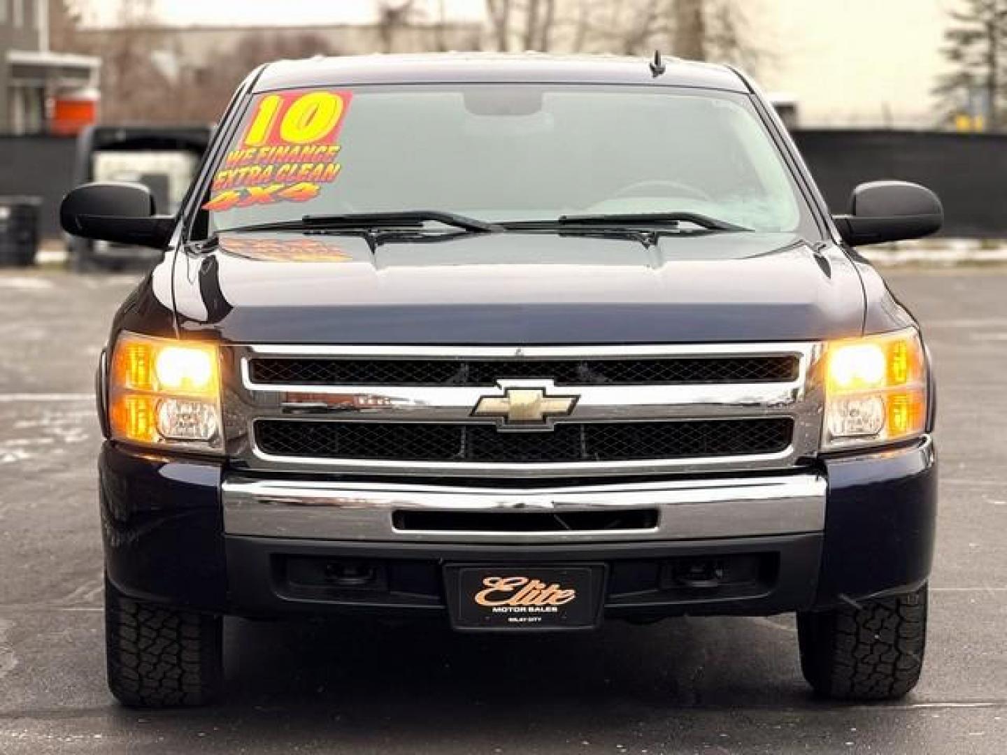 2010 BLUE CHEVROLET SILVERADO 1500 (3GCRKREA0AG) with an V8,4.8L(294 CID),OHV engine, AUTOMATIC transmission, located at 14600 Frazho Road, Warren, MI, 48089, (586) 776-3400, 42.485996, -82.974220 - Photo#1