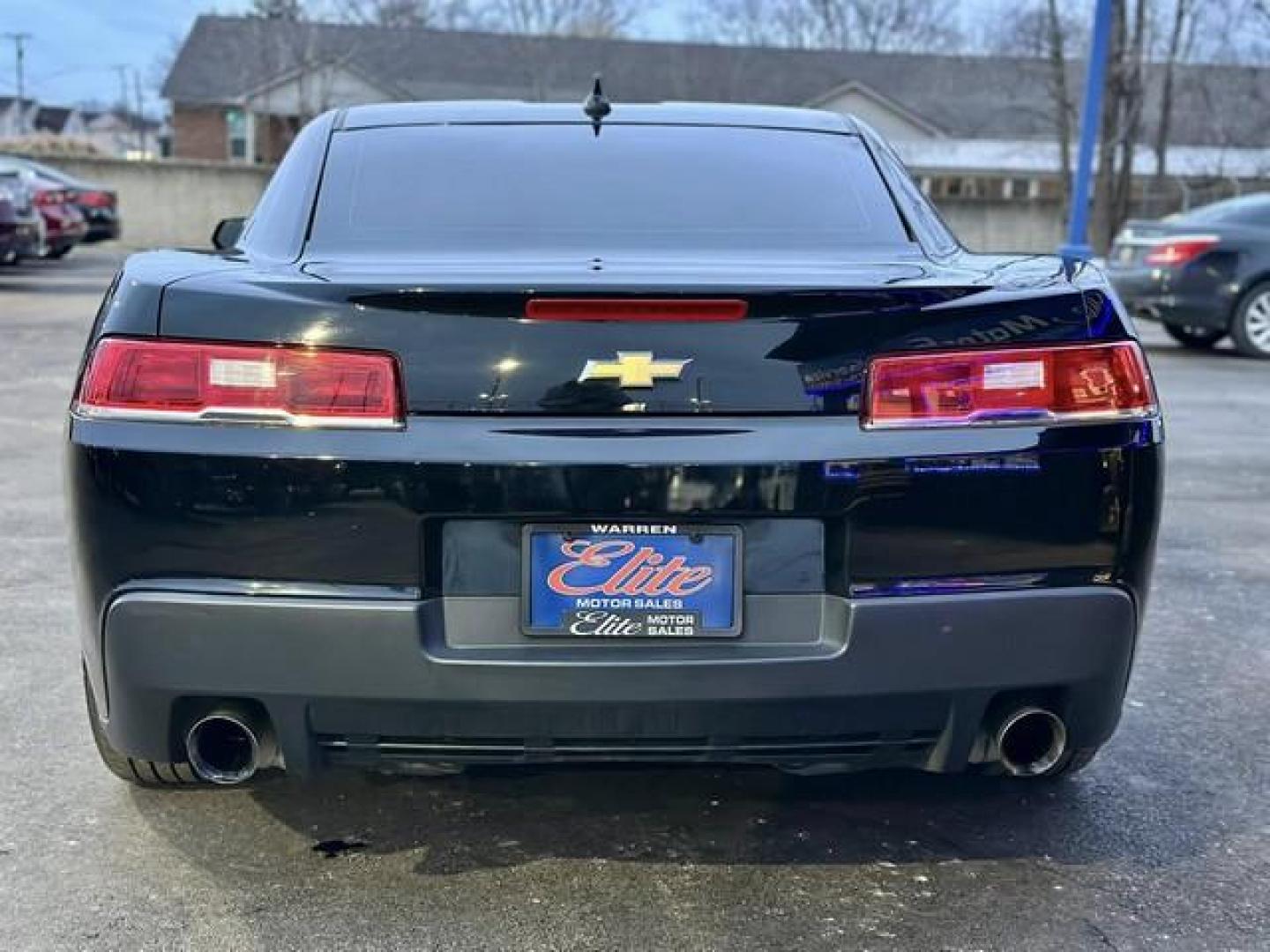 2015 BLACK CHEVROLET CAMARO (2G1FB1E30F9) with an V6,3.6L(217 CID),DOHC engine, AUTOMATIC transmission, located at 14600 Frazho Road, Warren, MI, 48089, (586) 776-3400, 42.485996, -82.974220 - Photo#5