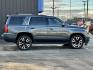 2019 BLUE CHEVROLET TAHOE (1GNSKAKC9KR) with an V8,5.3L(325 CID),OHV engine, AUTOMATIC transmission, located at 14600 Frazho Road, Warren, MI, 48089, (586) 776-3400, 42.485996, -82.974220 - Photo#3