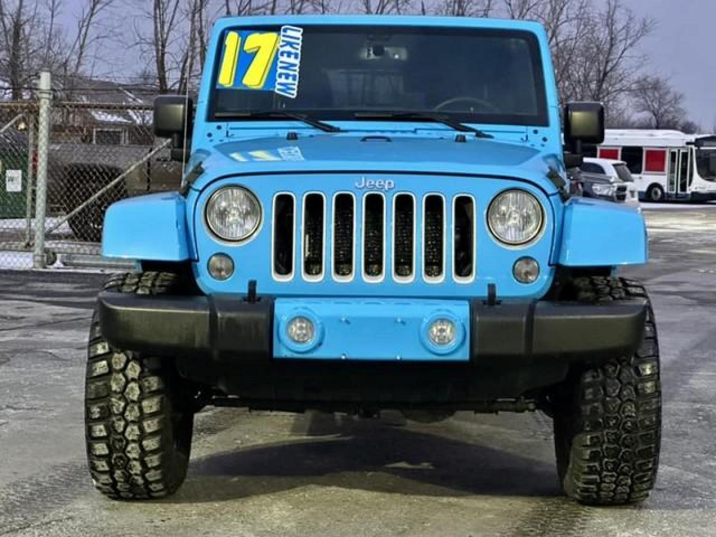 2017 CHEIF BLUE JEEP WRANGLER (1C4BJWEG0HL) with an V6,3.6L(220 CID),DOHC engine, AUTOMATIC transmission, located at 14600 Frazho Road, Warren, MI, 48089, (586) 776-3400, 42.485996, -82.974220 - Photo#1