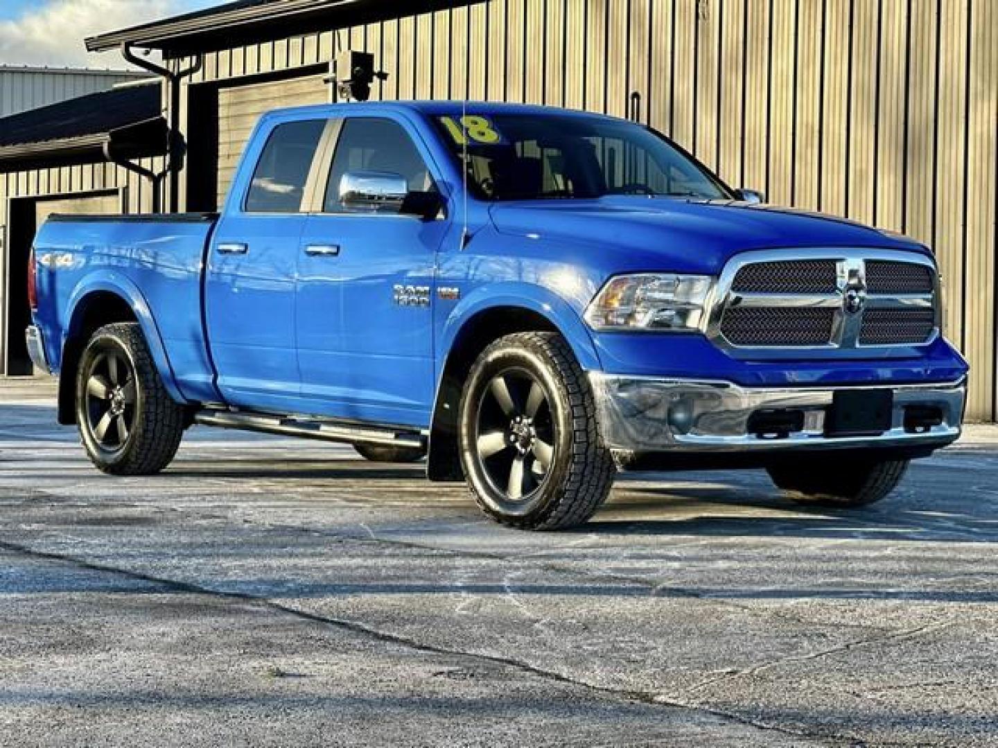 2018 BLUE RAM 1500 (1C6RR7GT8JS) with an V8,5.7L(345 CID),OHV engine, AUTOMATIC transmission, located at 14600 Frazho Road, Warren, MI, 48089, (586) 776-3400, 42.485996, -82.974220 - Photo#2