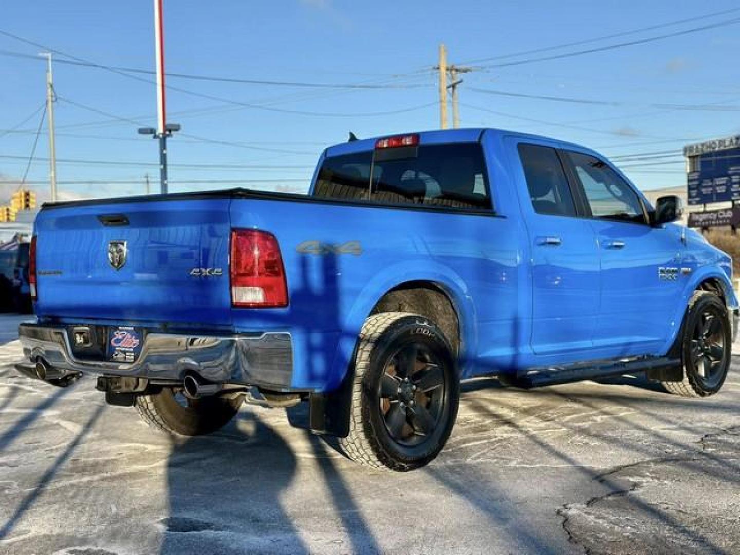 2018 BLUE RAM 1500 (1C6RR7GT8JS) with an V8,5.7L(345 CID),OHV engine, AUTOMATIC transmission, located at 14600 Frazho Road, Warren, MI, 48089, (586) 776-3400, 42.485996, -82.974220 - Photo#4