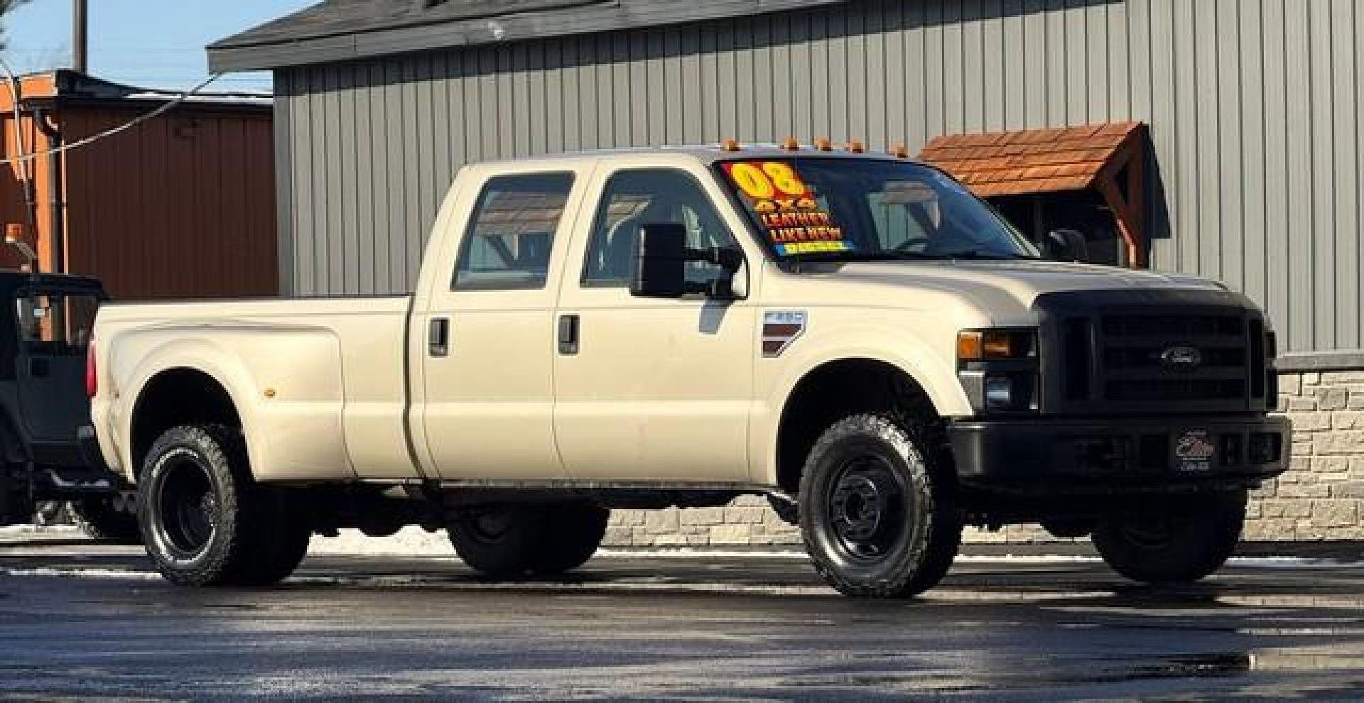 2008 TAN FORD F-350 SUPER DUTY (1FTWW33R58E) with an V8,6.4L(391 CID),OHV engine, AUTOMATIC transmission, located at 14600 Frazho Road, Warren, MI, 48089, (586) 776-3400, 42.485996, -82.974220 - Photo#1