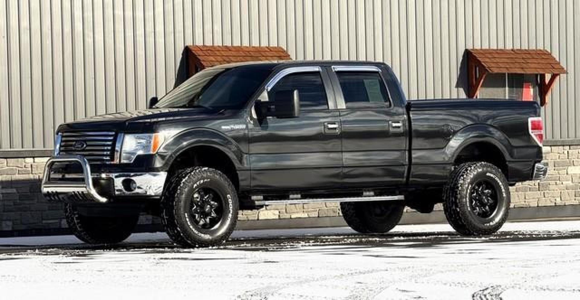 2011 BLACK FORD F-150 (1FTFW1EF1BF) with an V8,5.0L(302 CID),DOHC engine, AUTOMATIC transmission, located at 14600 Frazho Road, Warren, MI, 48089, (586) 776-3400, 42.485996, -82.974220 - Photo#2